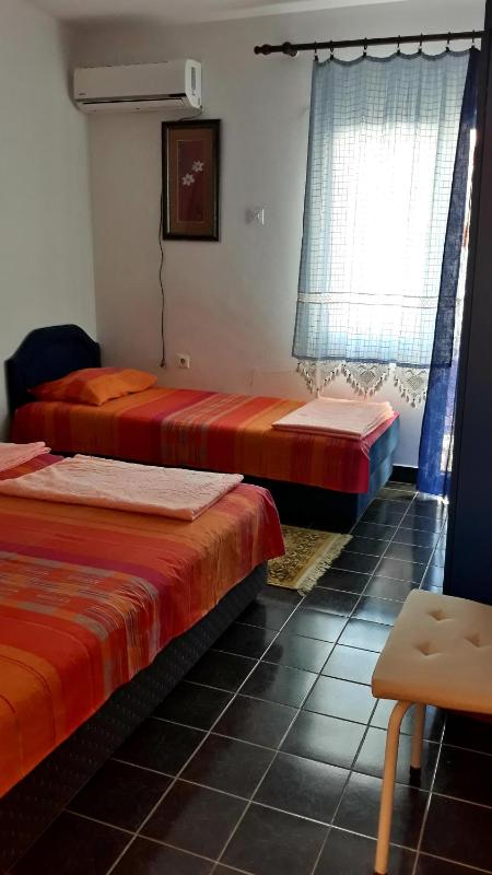 Apartment image 2