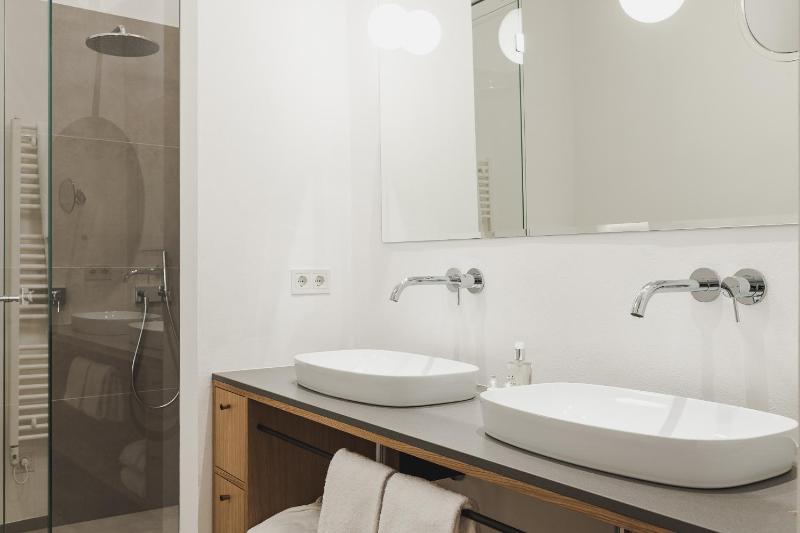 Two-Bedroom Apartment image 4