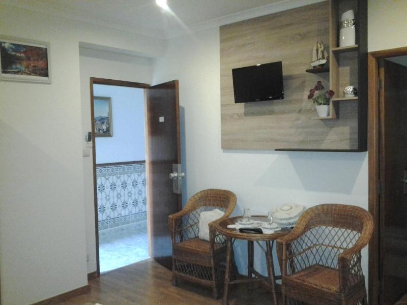Double Room image 3