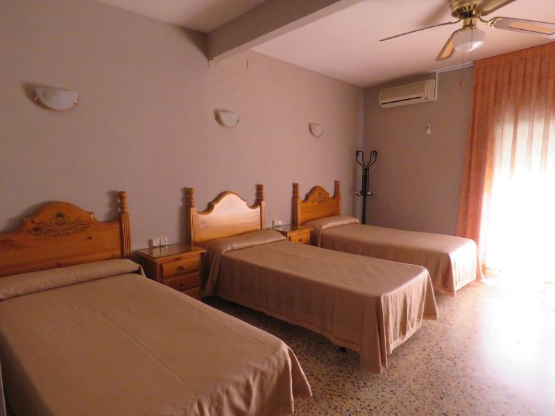 Quadruple Room image 3