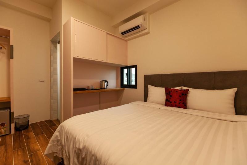 123 Hall - image 32
