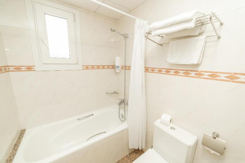 Economy Double or Twin Room image 1