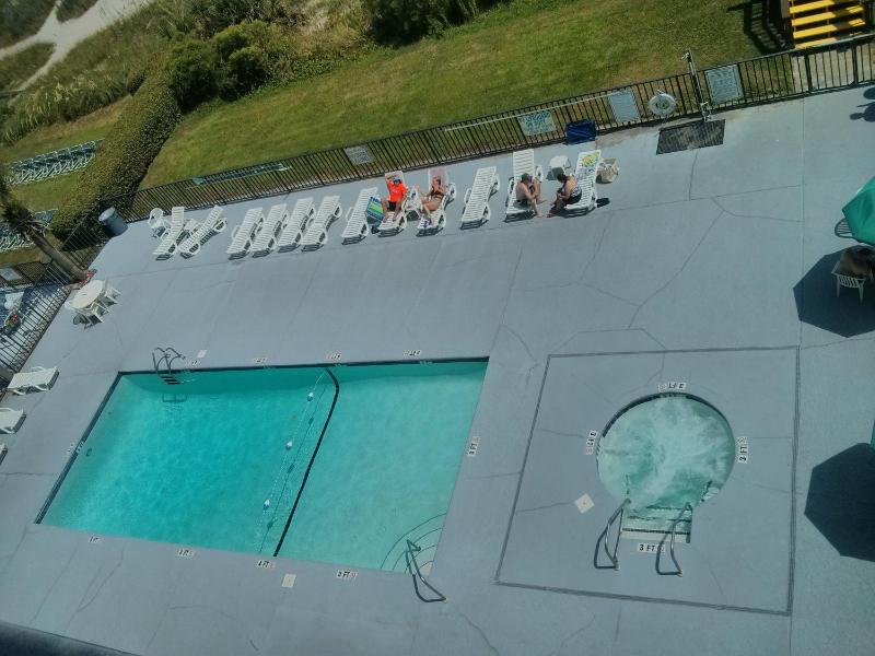 Tropical Seas Hotel - image 20