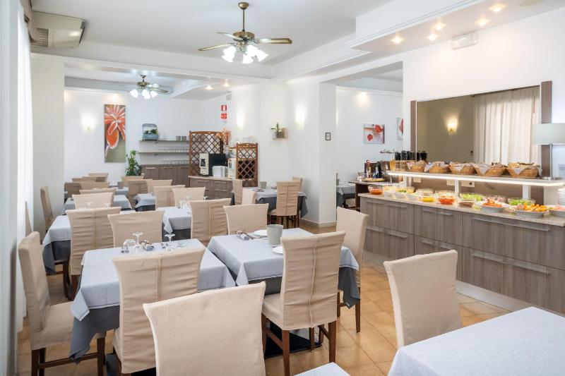 Hotel Stoccarda - image 23