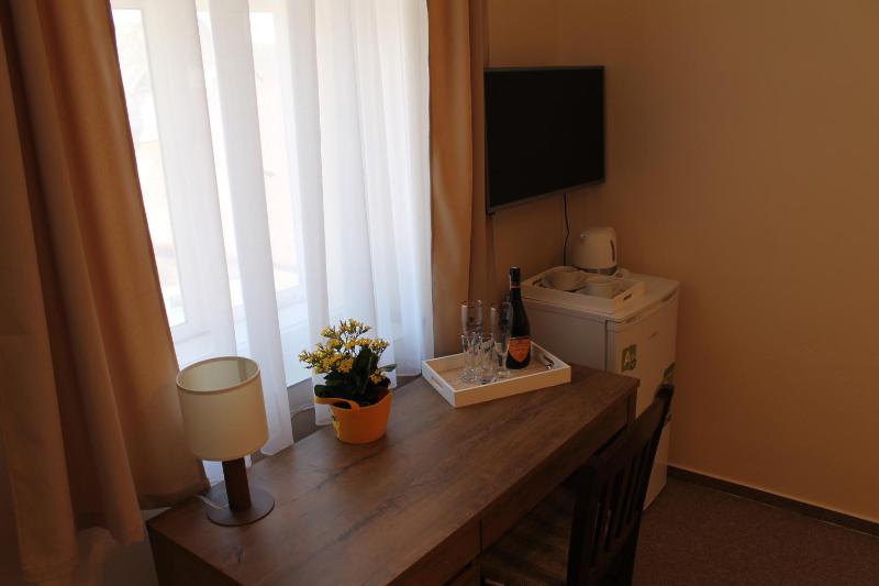 Double Room with Private Bathroom image 3