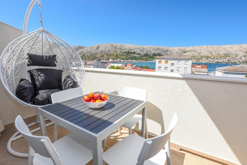 Villa Magena - Modern Apartments in Pag Center - image 5