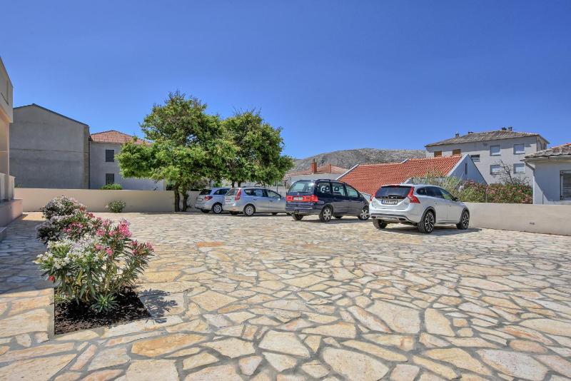 Villa Magena - Modern Apartments in Pag Center - image 28