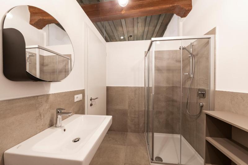 Deluxe Apartment image 3