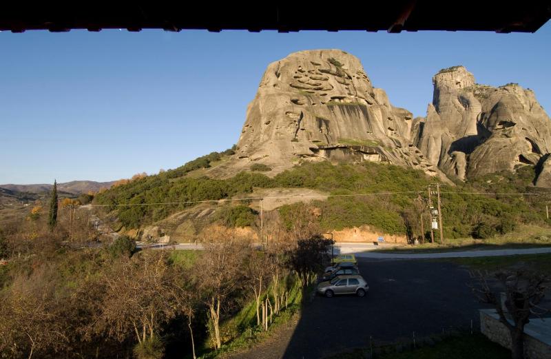Junior Suite with Meteora forest and Mountain View image 3
