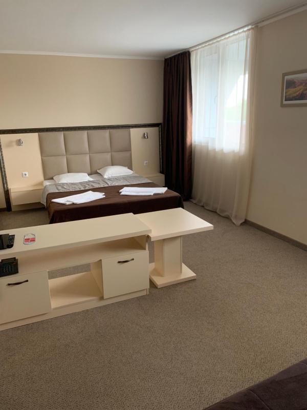 Junior Suite without Balcony (2 Adults + 2 Children) image 2