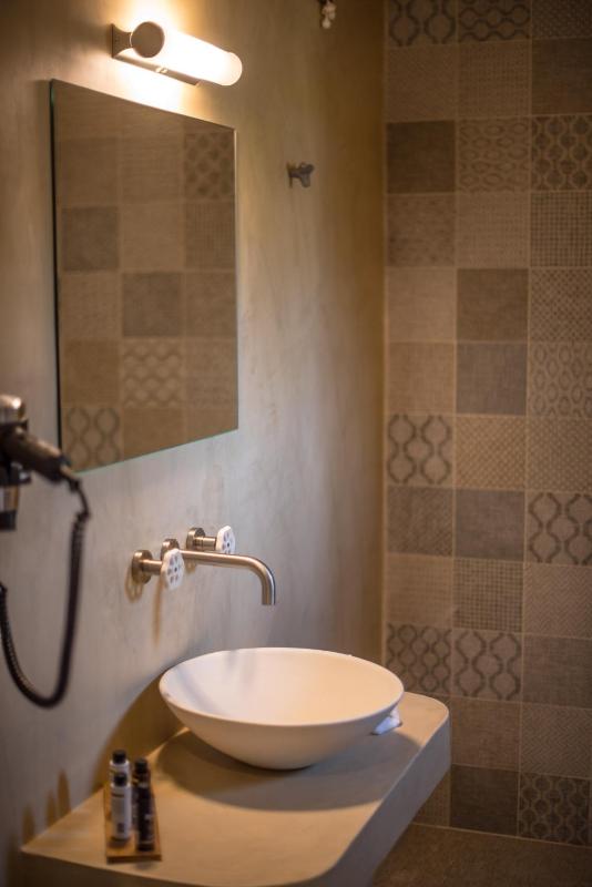 Double Room with Terrace image 4