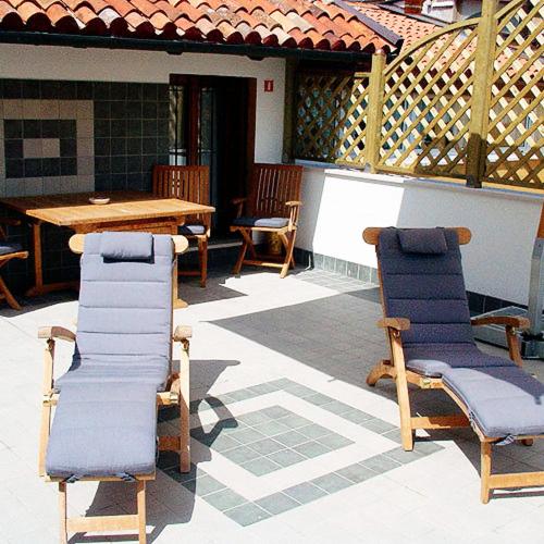 Double Room with Terrace image 2