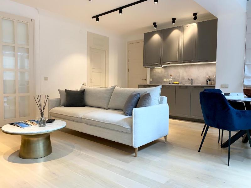 Vilnius Apartments & Suites - Town Hall - image 6
