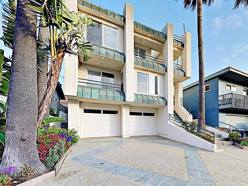 Three-Bedroom House image 2