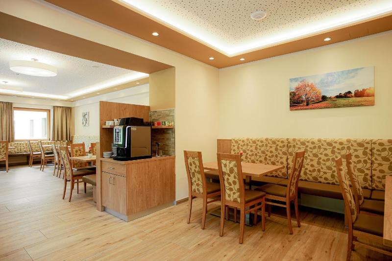 Two-Bedroom Apartment with Terrace image 4