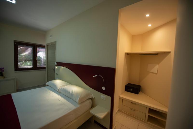Classic Double Room - Annex image 3