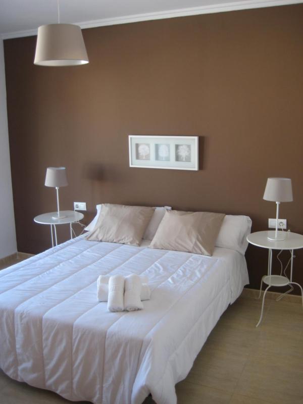 Three-Bedroom Apartment - Penthouse with Sea View image 1