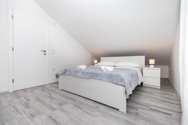Apartments Kreso - image 38