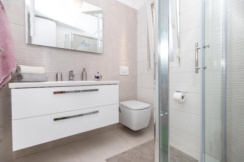 Apartments Kreso - image 32