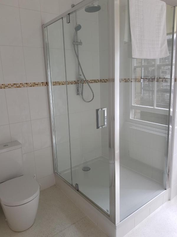 Deluxe Suite (Not Pet-Friendly) image 2