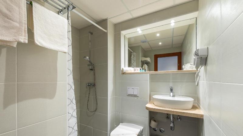Standard Double/Twin Room - Annex image 2