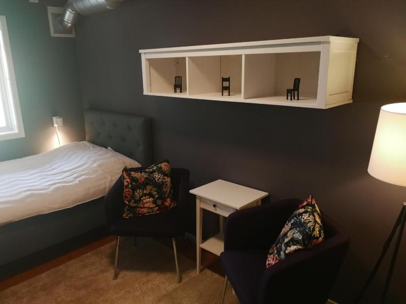 Triple Room with Shared Bathroom image 4