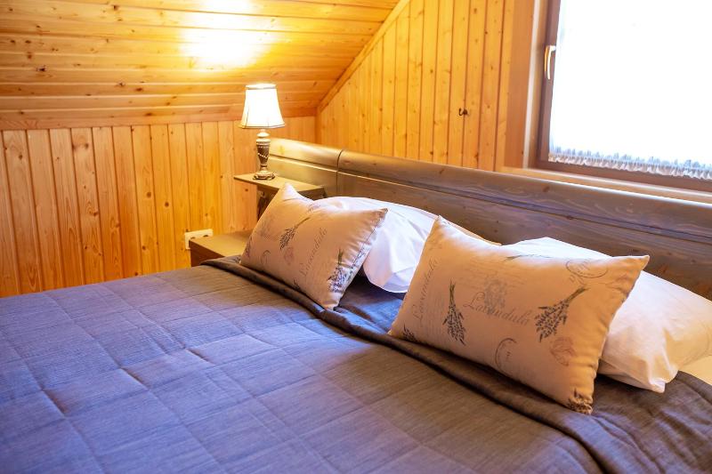 Two-Bedroom House image 3
