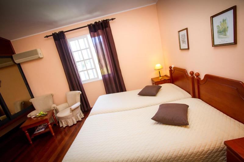 Double Room image 2