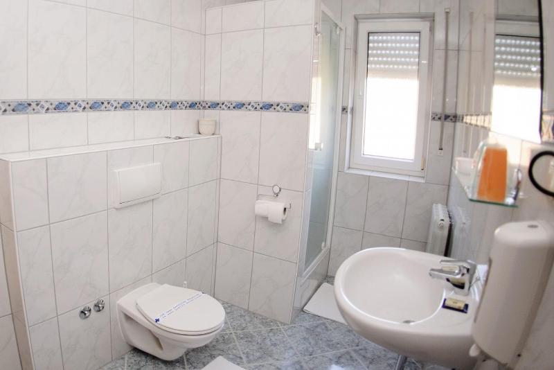Double Room 5 image 3