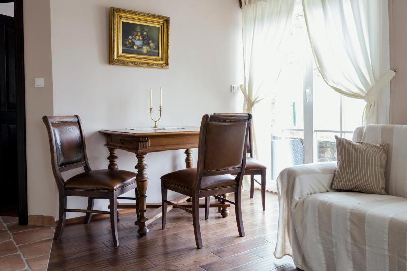 Apartment image 2