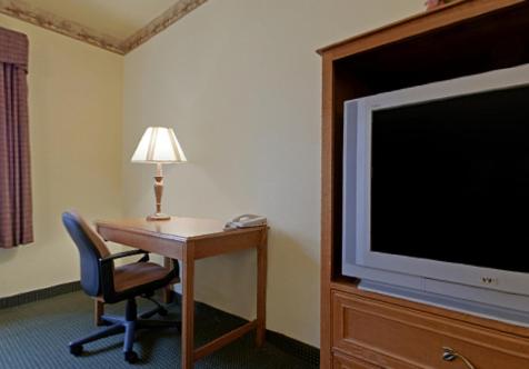 King Room - Non-Smoking image 2