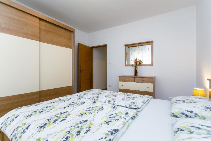 Apartment - Ground Floor image 4