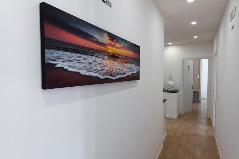 Deluxe Double Room with Balcony image 2