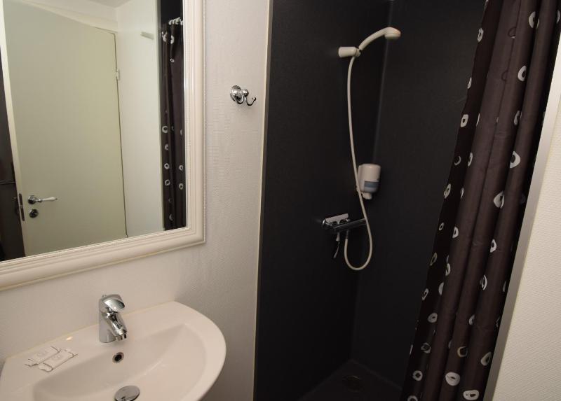 Deluxe Double Room image 2