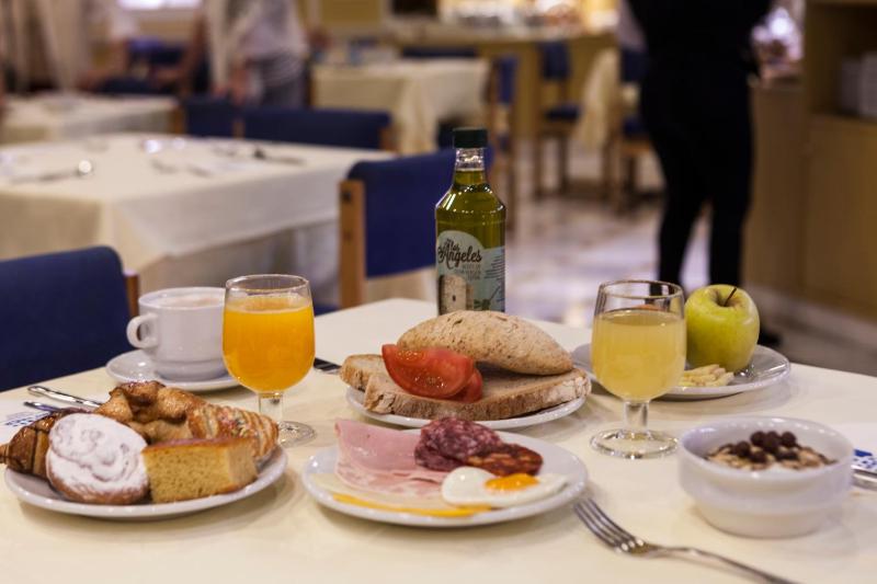Hotel Don Paco - image 2