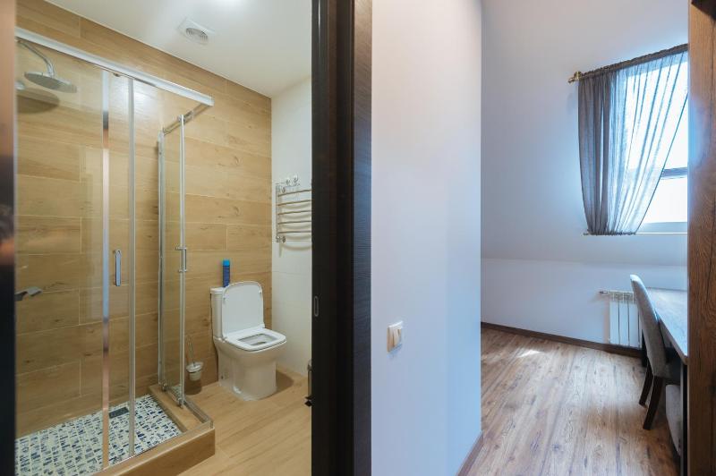 Single Room with Private Bathroom image 2