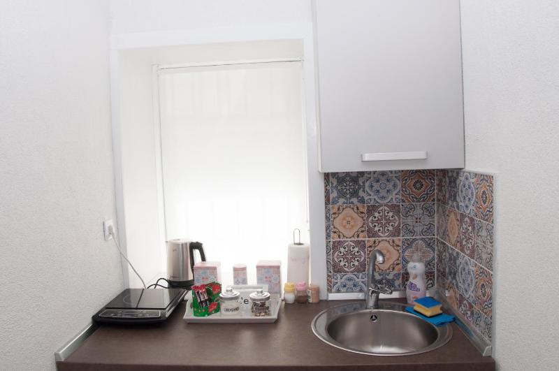 Bistrik Rose Apartment - image 6