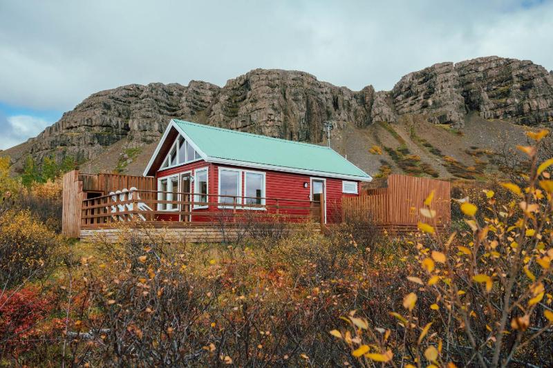 Two-Bedroom Chalet with Sauna image 1