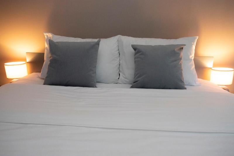 Superior King Room image 4