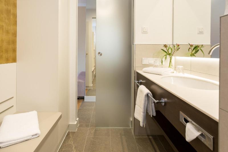 Junior Suite image 3