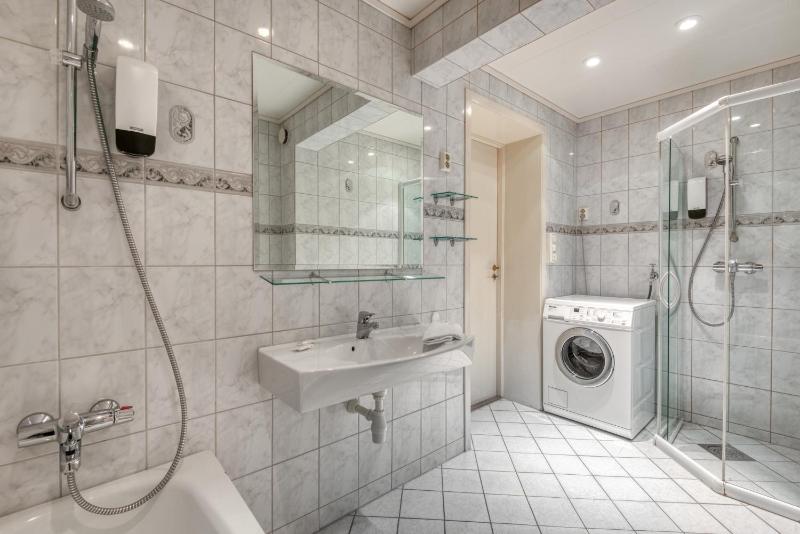 Two-Bedroom Apartment image 3