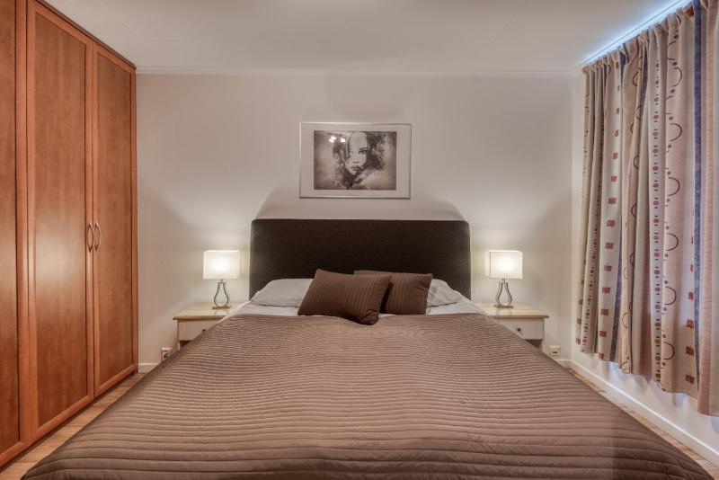Three-Bedroom Apartment image 3
