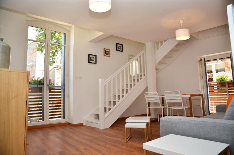 Apartment - Split Level image 4