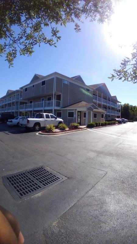 InTown Suites Extended Stay Jacksonville FL - Atlantic Blvd - image 2