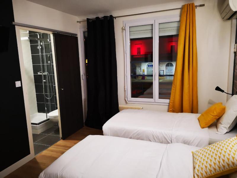 Triple Room image 1