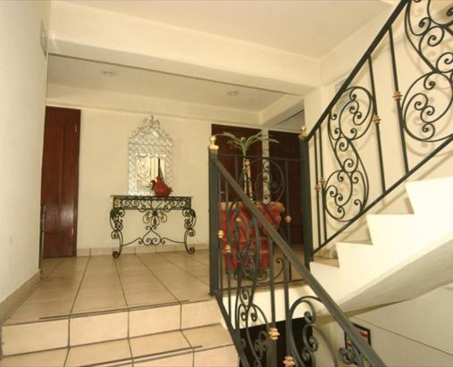 Hotel Calenda - image 10