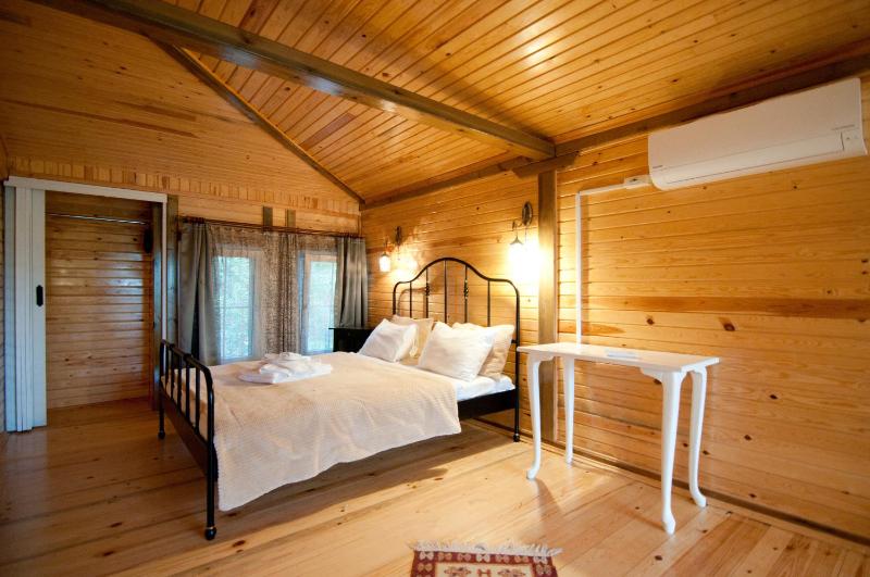 Bungalow image 4
