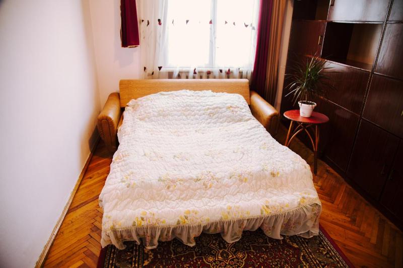 Economy Double Room image 1