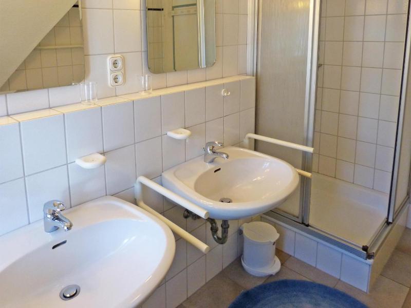 Two-Bedroom Apartment image 3