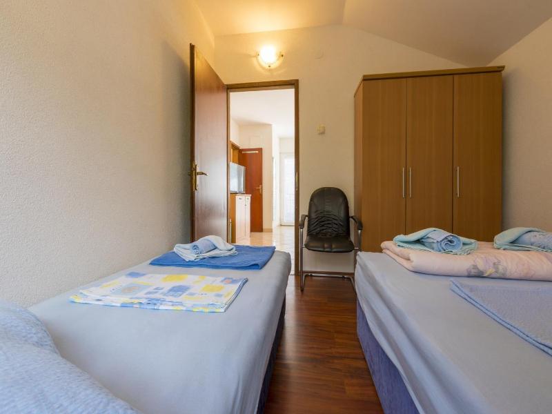 Apartments Vilma - image 10
